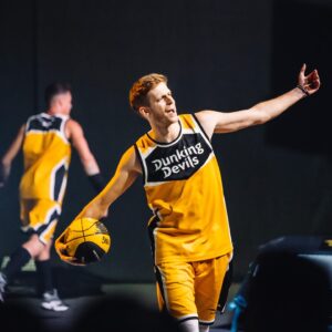 8E839054-50D8-45AF-88BD-383C06EEEEDC